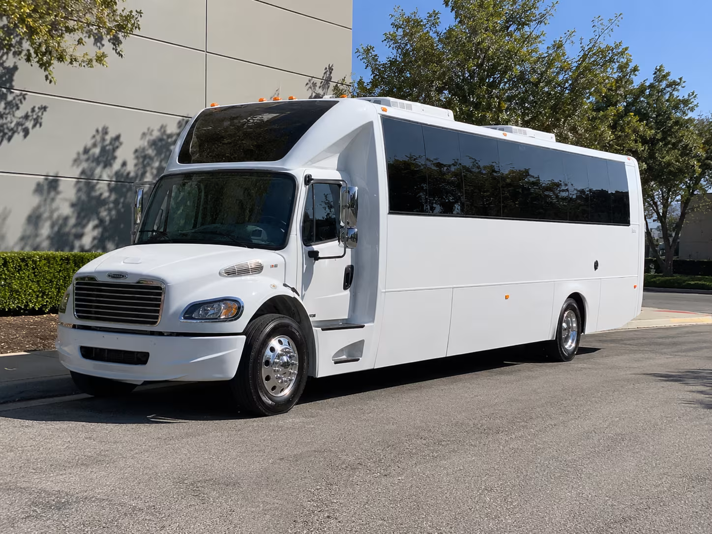 burbank party bus