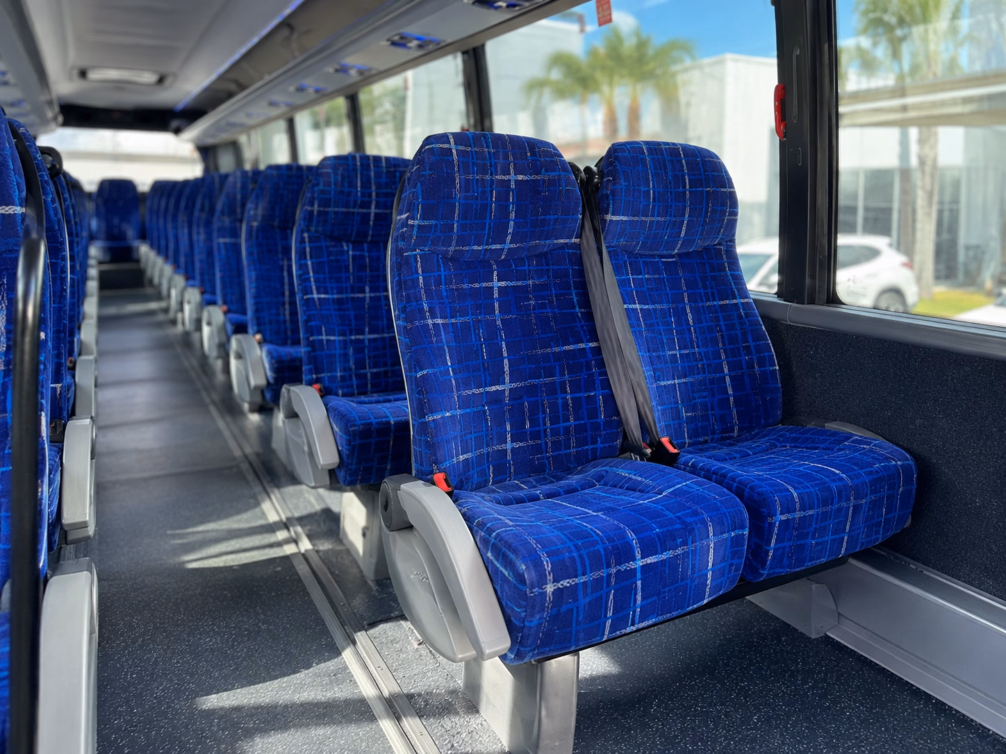 cross town to crypto com arena lakers kings and sparks game day buses from burbank