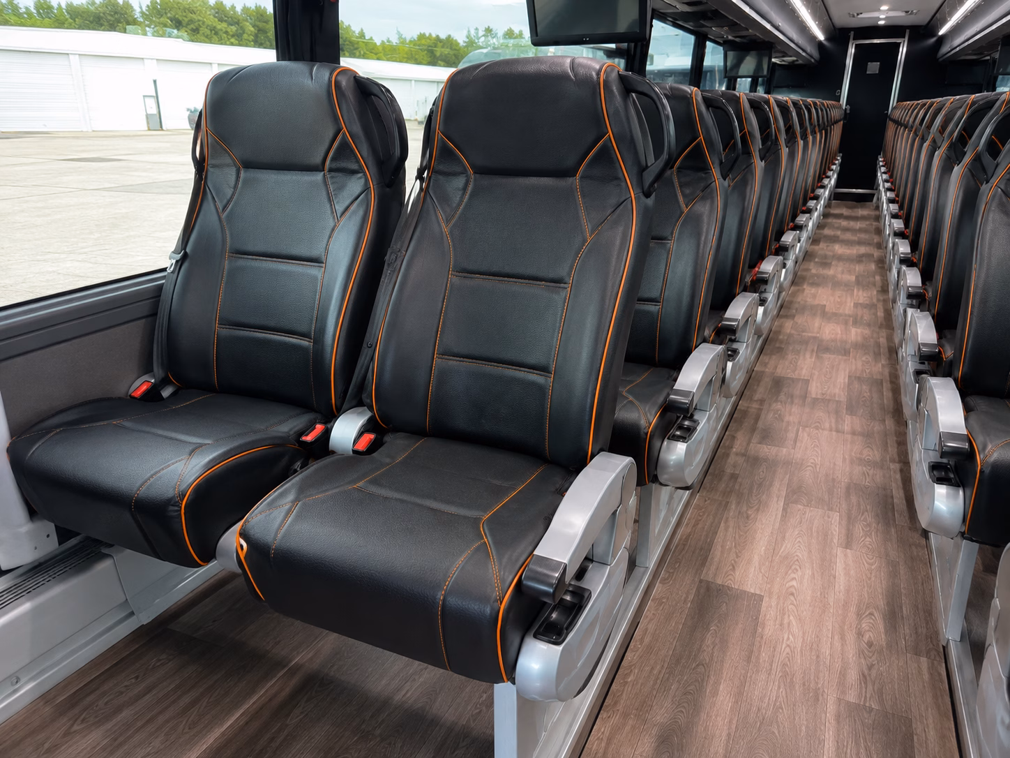 dodger stadium bus rentals from burbank skip the lot keep the group together