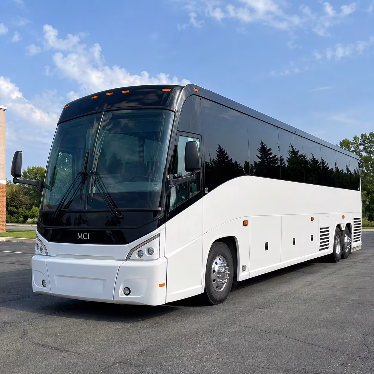 find employee shuttles that flex around pre dawn call times and unpredictable wrap times
